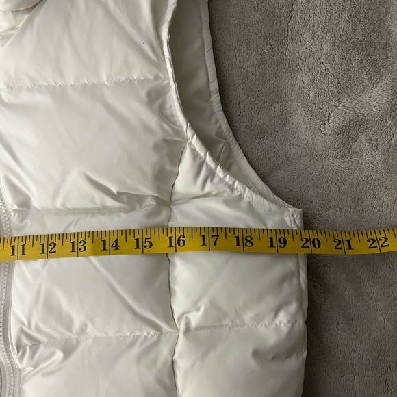 Gap White Puffer Down Quilted Vest Jacket Belt Size Medium Women’s Y2K 90’s Warm - Picture 11 of 12